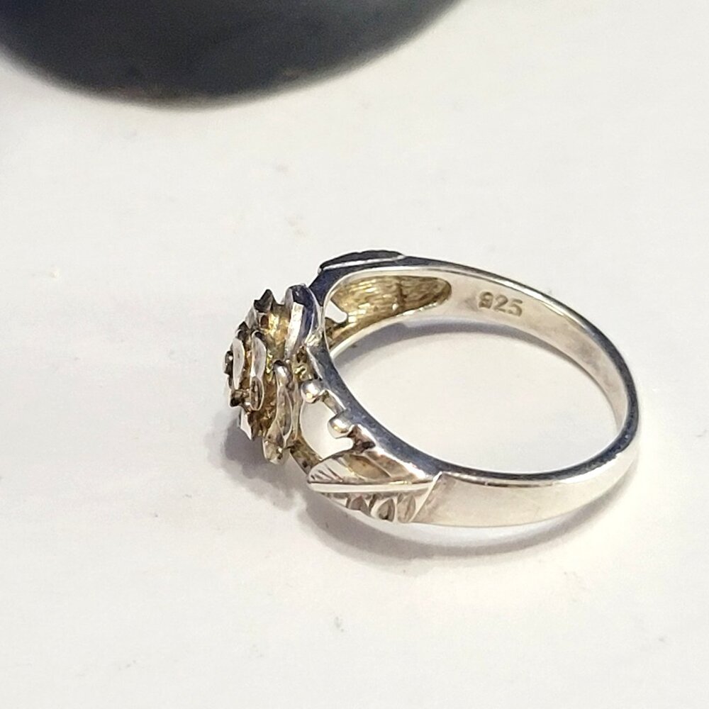 Vintage Sterling Silver Laser Cut Rose Ring Size 6 - Picture 6 of 6